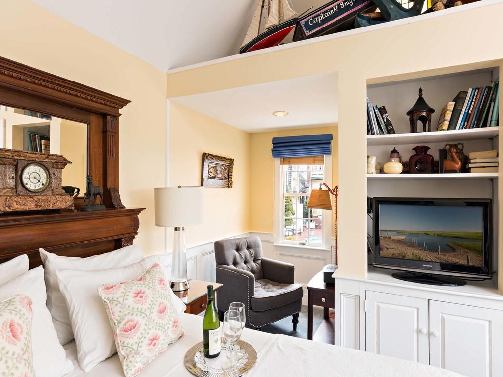 Brass Key Guesthouse Adults Only Provincetown Zimmer foto